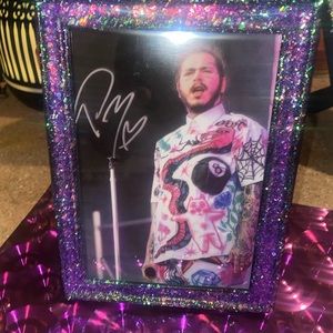 AUTOGRAPHED HAND SIGNED POST MALONE 4x7 POP FRAME INCLUDED !!!